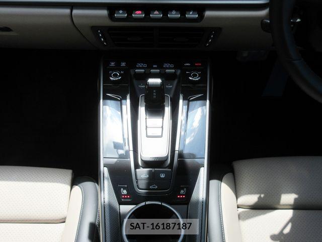 Porsche 911 2025-02 7980585-29