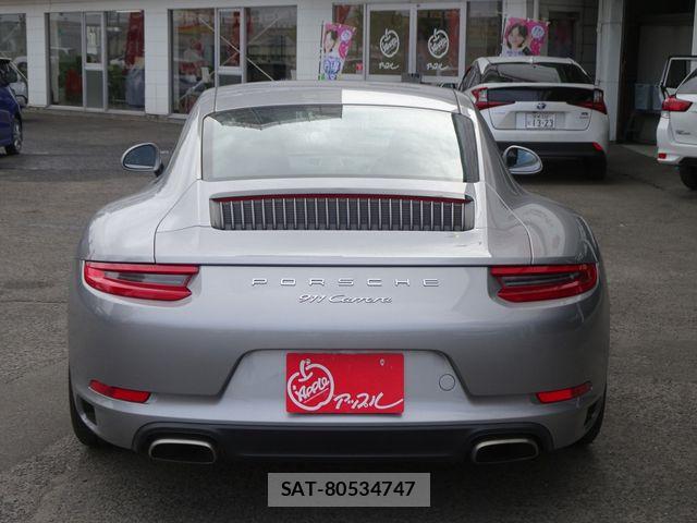 Porsche 911 2019-05 7980587-6