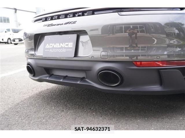 Porsche 911 2022-12 8037599-13