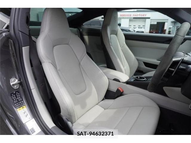 Porsche 911 2022-12 8037599-4