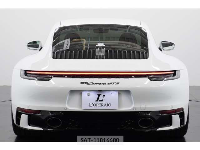 Porsche 911 2022-02 8075119-17
