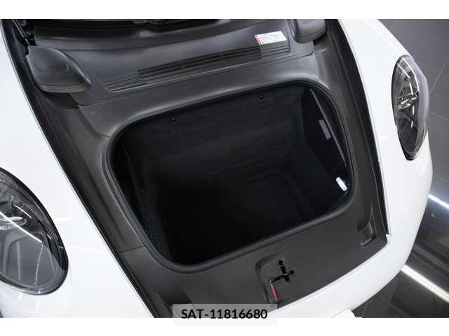 Porsche 911 2022-02 8075119-3