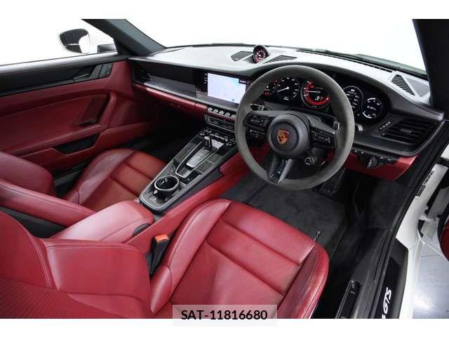 Porsche 911 2022-02 8075119-8