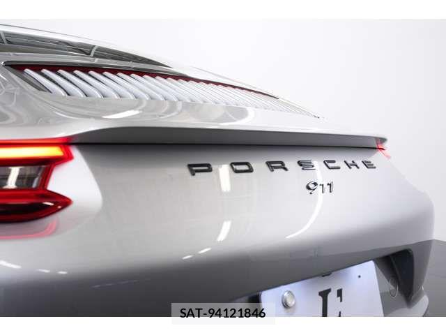 Porsche 911 2018-11 8075120-9