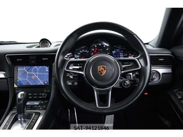 Porsche 911 2018-11 8075120-11