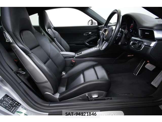 Porsche 911 2018-11 8075120-13