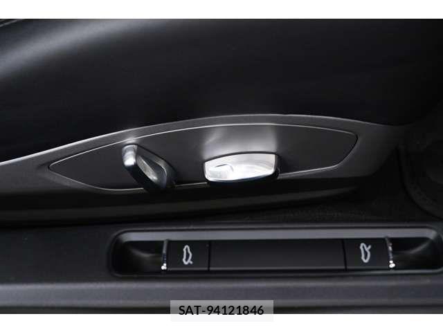 Porsche 911 2018-11 8075120-15