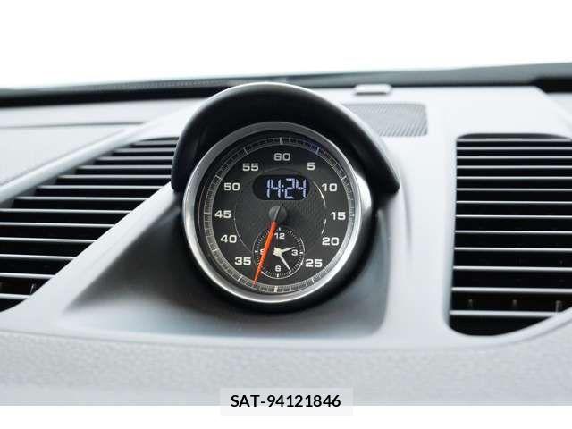 Porsche 911 2018-11 8075120-3