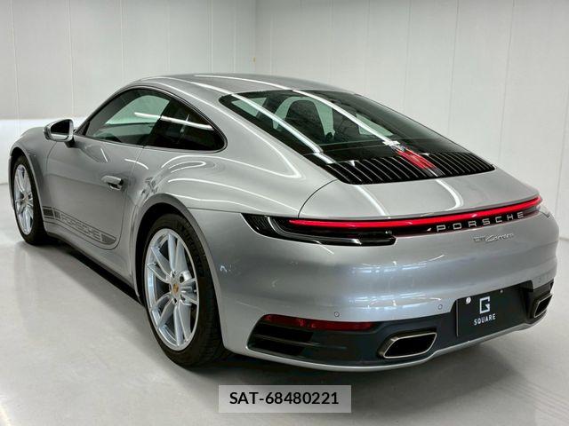 Porsche 911 2020-10 8101196-14