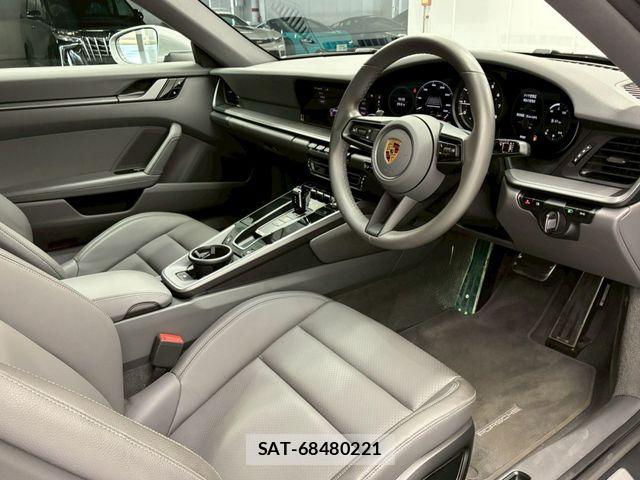 Porsche 911 2020-10 8101196-1