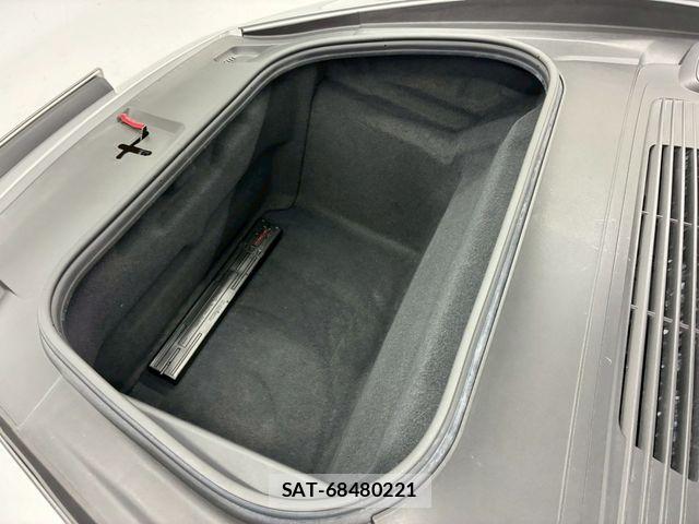 Porsche 911 2020-10 8101196-25