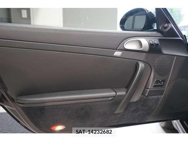 Porsche 911 2009-05 8159010-27