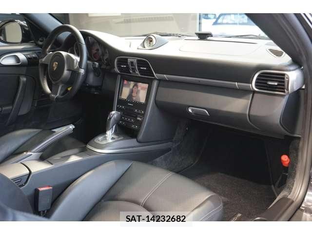 Porsche 911 2009-05 8159010-5