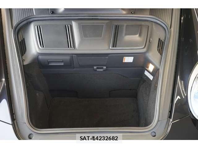 Porsche 911 2009-05 8159010-8