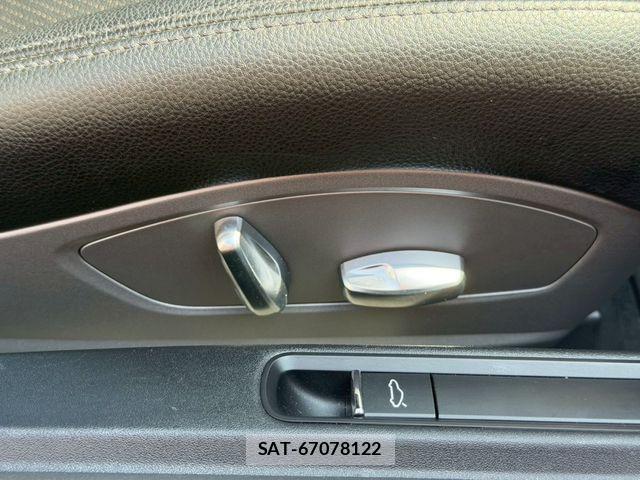Porsche 911 2017-07 8209534-11