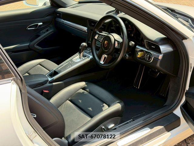 Porsche 911 2017-07 8209534-13