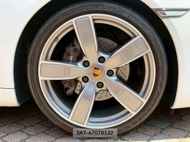 Porsche 911 2017-07 8209534-22
