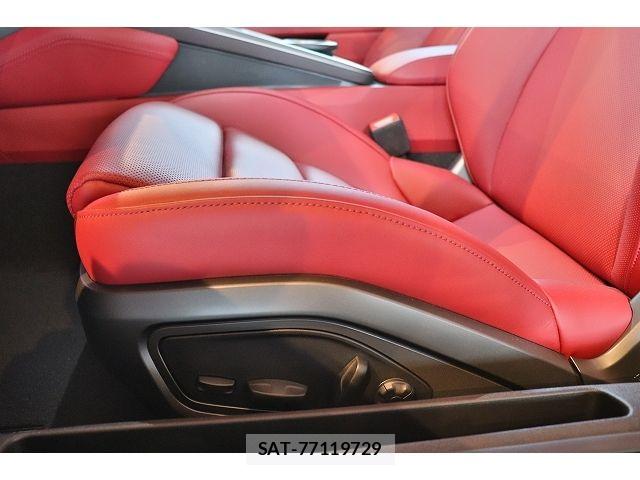 Porsche 911 2024-03 8209533-12
