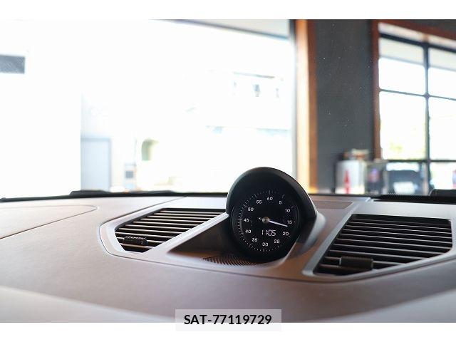 Porsche 911 2024-03 8209533-18
