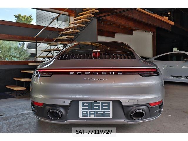 Porsche 911 2024-03 8209533-4