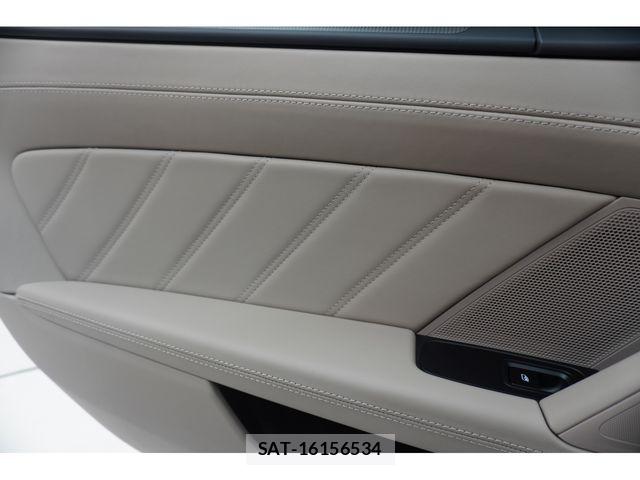 Porsche 911 2026-06 8316381-25