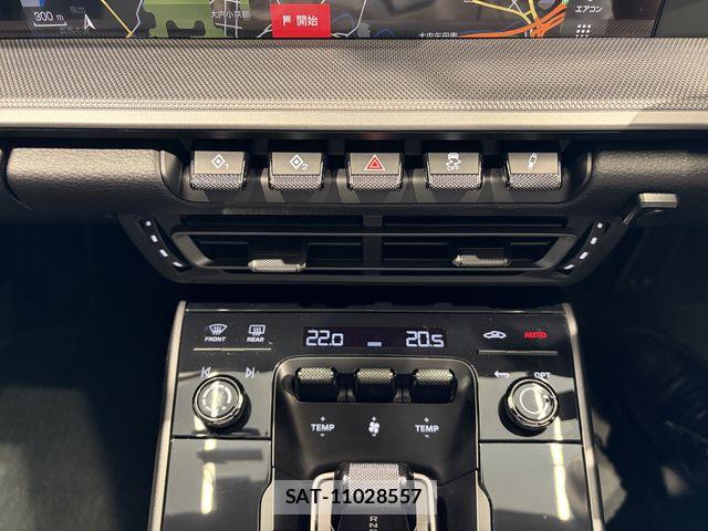 Porsche 911 2020-10 8316380-14