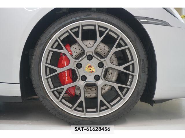 Porsche 911 2021-06 8316382-11