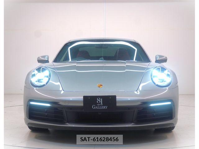 Porsche 911 2021-06 8316382-1