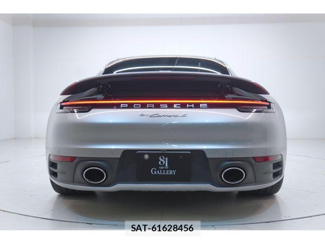 Porsche 911 2021-06 8316382-23