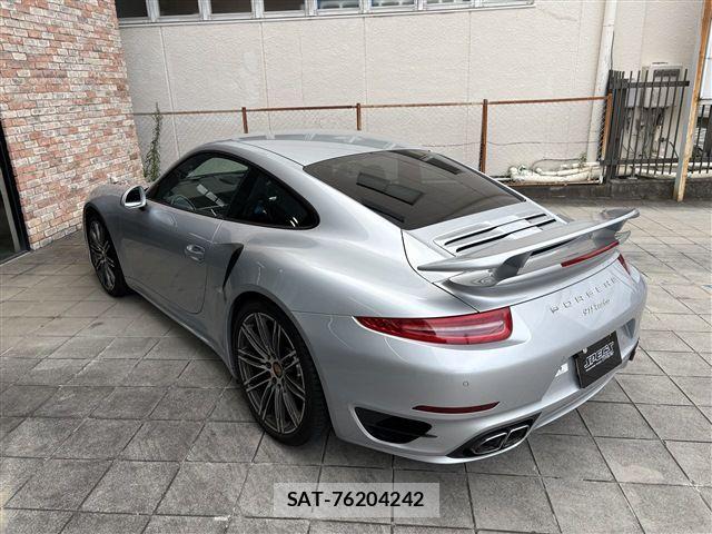 Porsche 911 2014-09 8316388-10