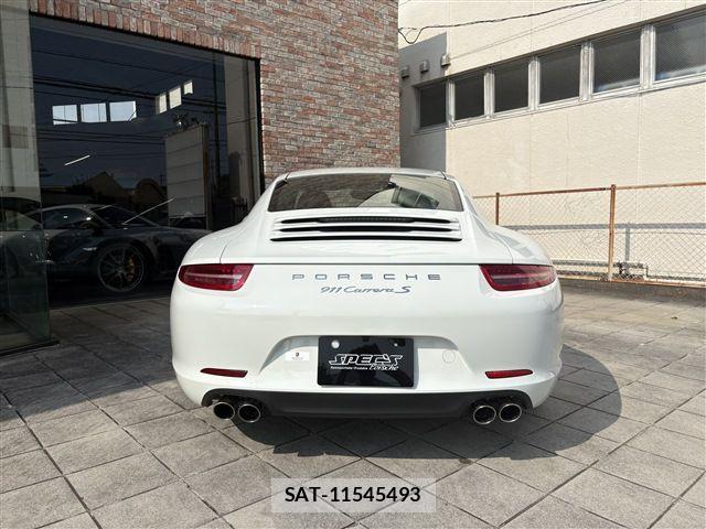 Porsche 911 2013-04 8337387-9
