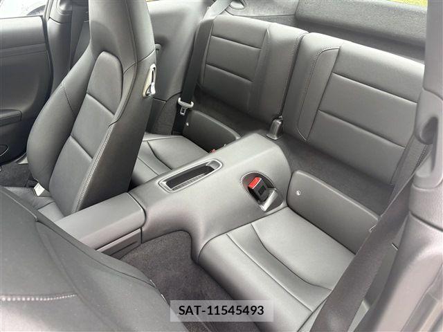 Porsche 911 2013-04 8337387-16