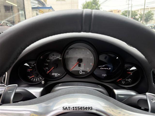 Porsche 911 2013-04 8337387-18