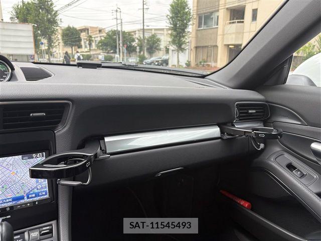Porsche 911 2013-04 8337387-24