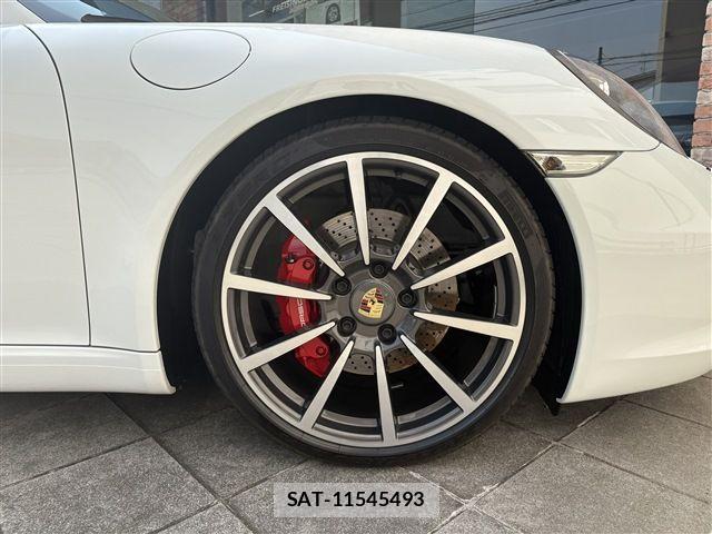 Porsche 911 2013-04 8337387-6