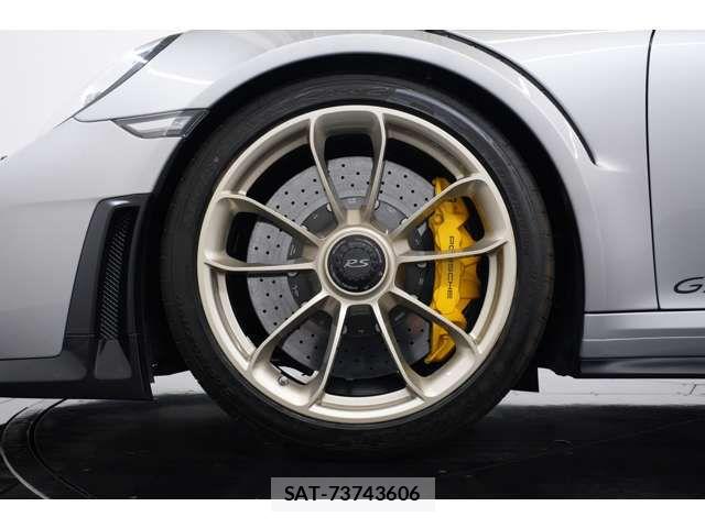 Porsche 911 2019-03 8337384-4
