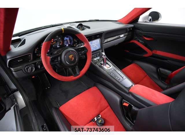 Porsche 911 2019-03 8337384-8