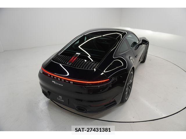 Porsche 911 2024-09 8337383-9