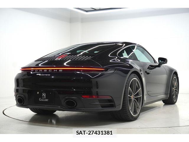 Porsche 911 2024-09 8337383-4