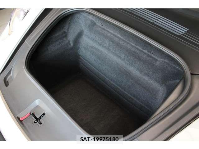 Porsche 911 2024-04 8337386-11