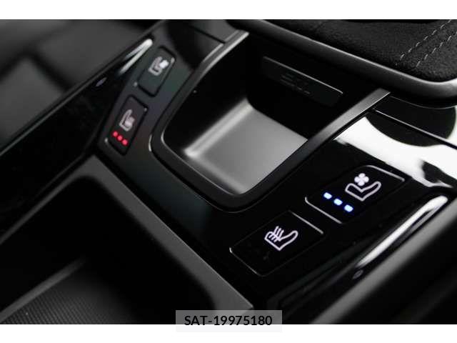 Porsche 911 2024-04 8337386-19