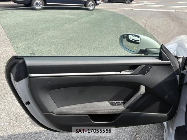 Porsche 911 2022-09 8355338-9