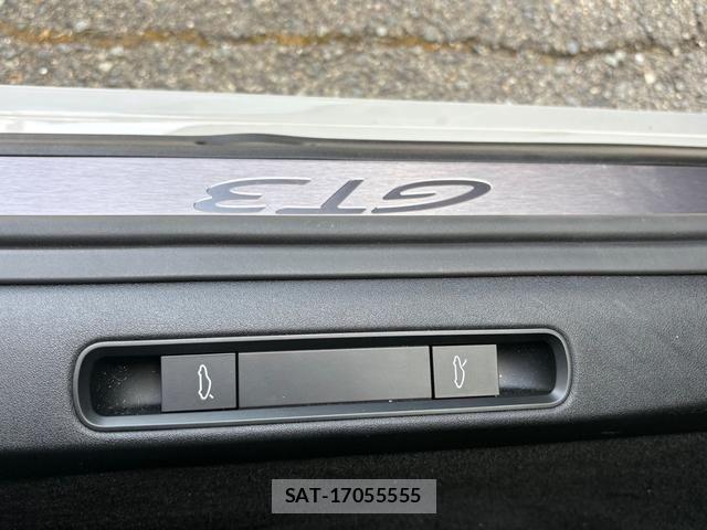 Porsche 911 2022-09 8355338-12