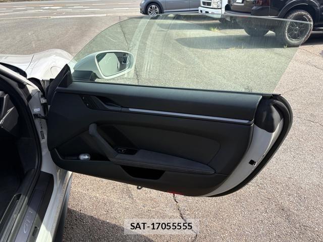 Porsche 911 2022-09 8355338-24