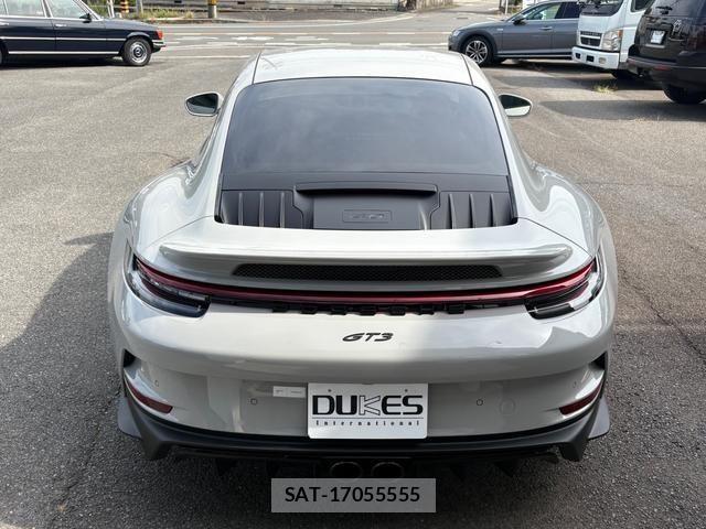 Porsche 911 2022-09 8355338-6