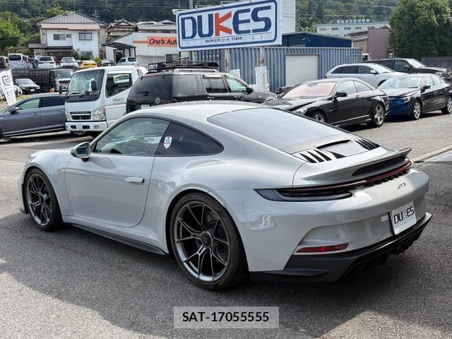 Porsche 911 2022-09 8355338-7