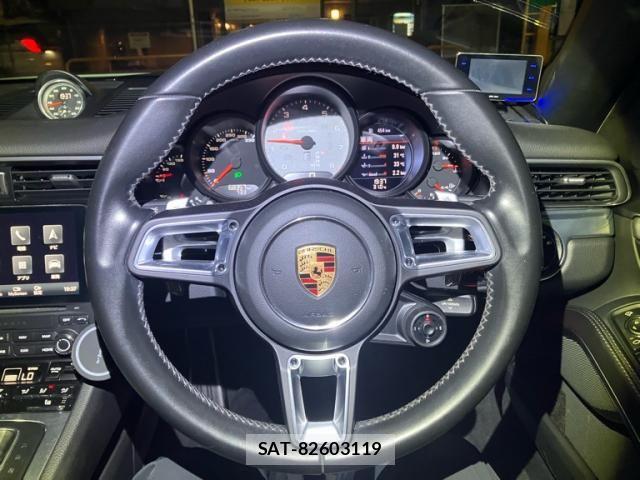 Porsche 911 2016-03 8368101-20