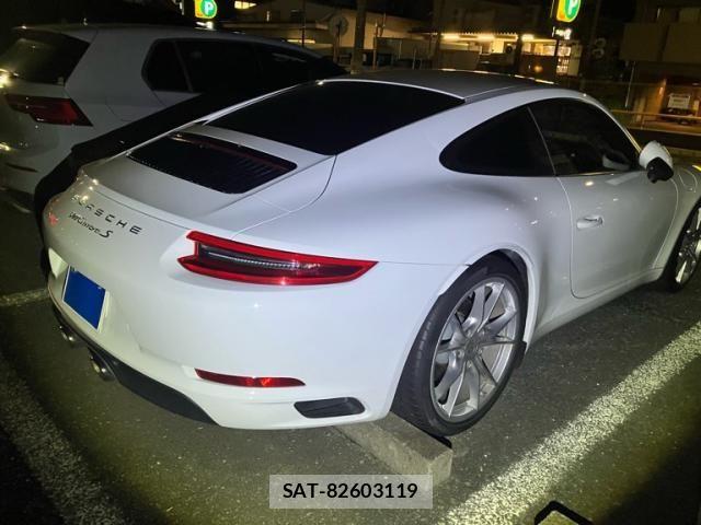 Porsche 911 2016-03 8368101-4