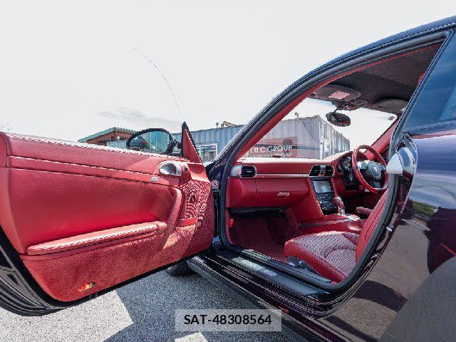 Porsche 911 2011-02 8368104-23