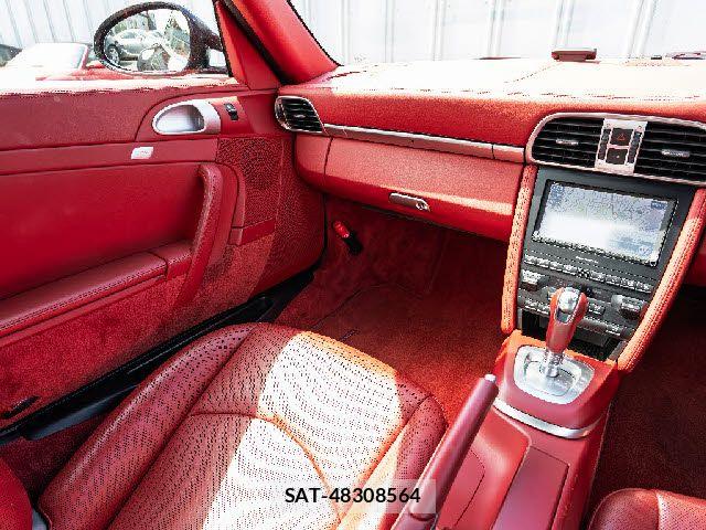 Porsche 911 2011-02 8368104-25